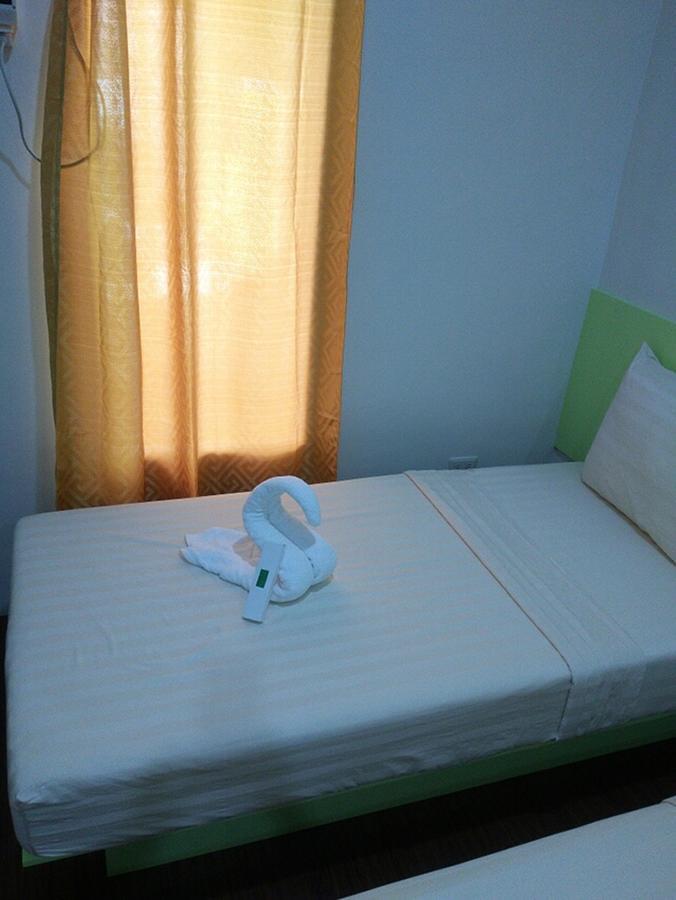 Sulit Budget Hotel Near Dgte Airport Citimall Dumaguete City Экстерьер фото